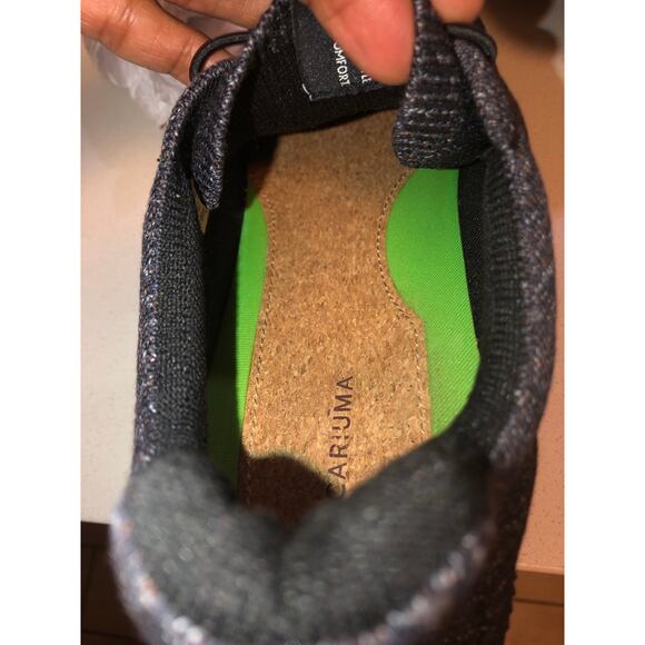 Cariuma Unisex Ethical Sneakers "Stone Black Knit Low Top Mens11 /Womens12.5 - Picture 10 of 12